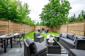 Luxury Stylish Home, Walk to Falls, Fire Pit&More